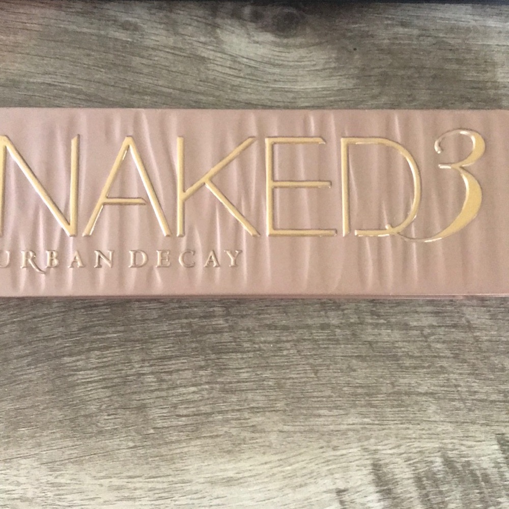 Urban Decay Naked 3